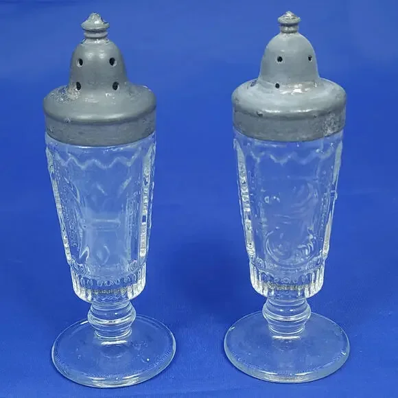 Westmoreland Princess Feather Crystal Salt & Pepper Shakers PF-25 - Picture 3 of 3